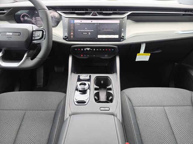 New 2026 Jeep Cherokee Laredo AWD/4WD image 17