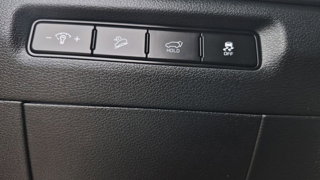 Certified 2025 Kia Telluride S image 28