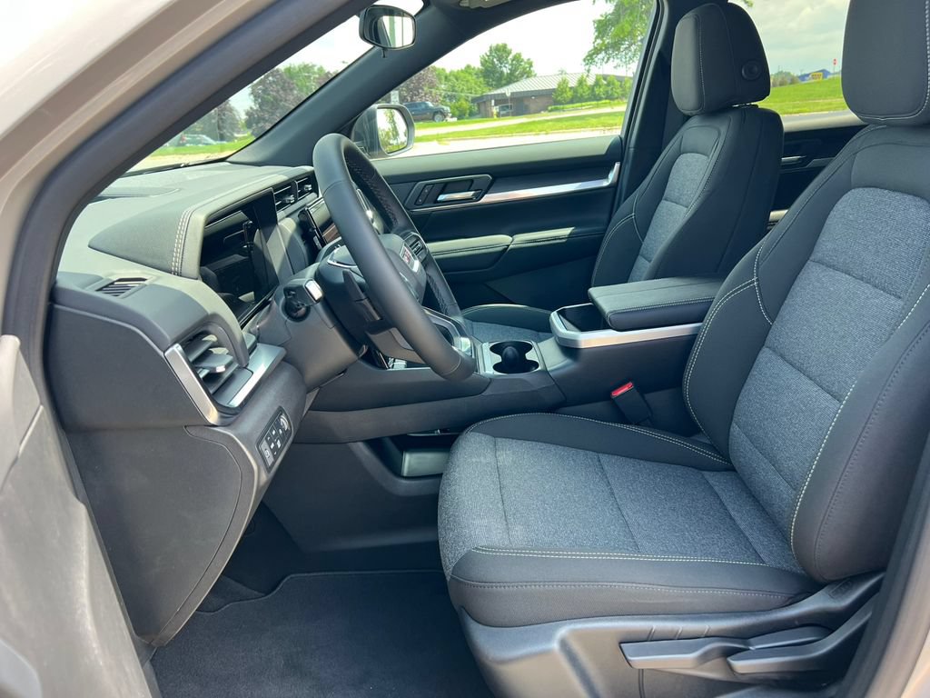 New 2027 GMC Terrain Elevation AWD/4WD image 4