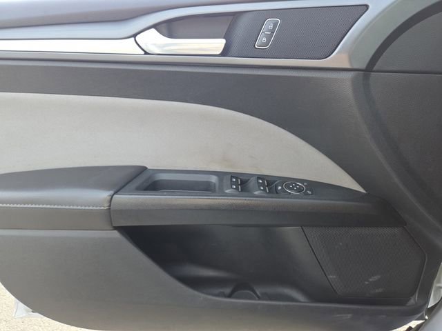 Used 2014 Ford Fusion S FWD image 28
