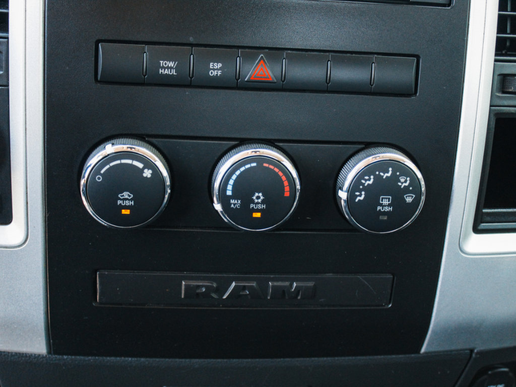 Used 2009 Dodge Ram 1500 Truck SLT AWD/4WD image 16