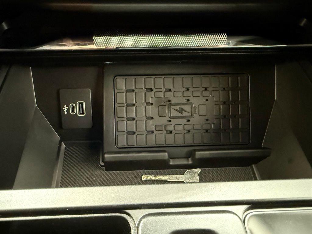 New 2025 Ford F150 Platinum image 45