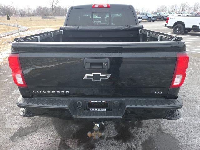 Used 2017 Chevrolet Silverado 1500 LTZ Z71 w/ LTZ Plus Package image 7