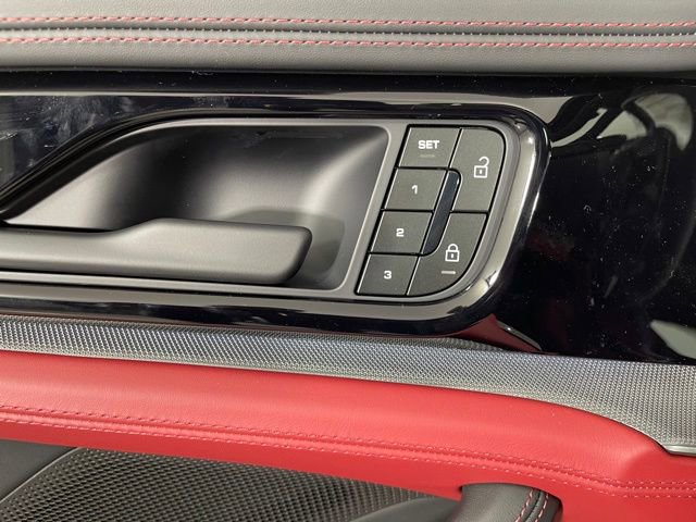 New 2026 Porsche Panamera image 22