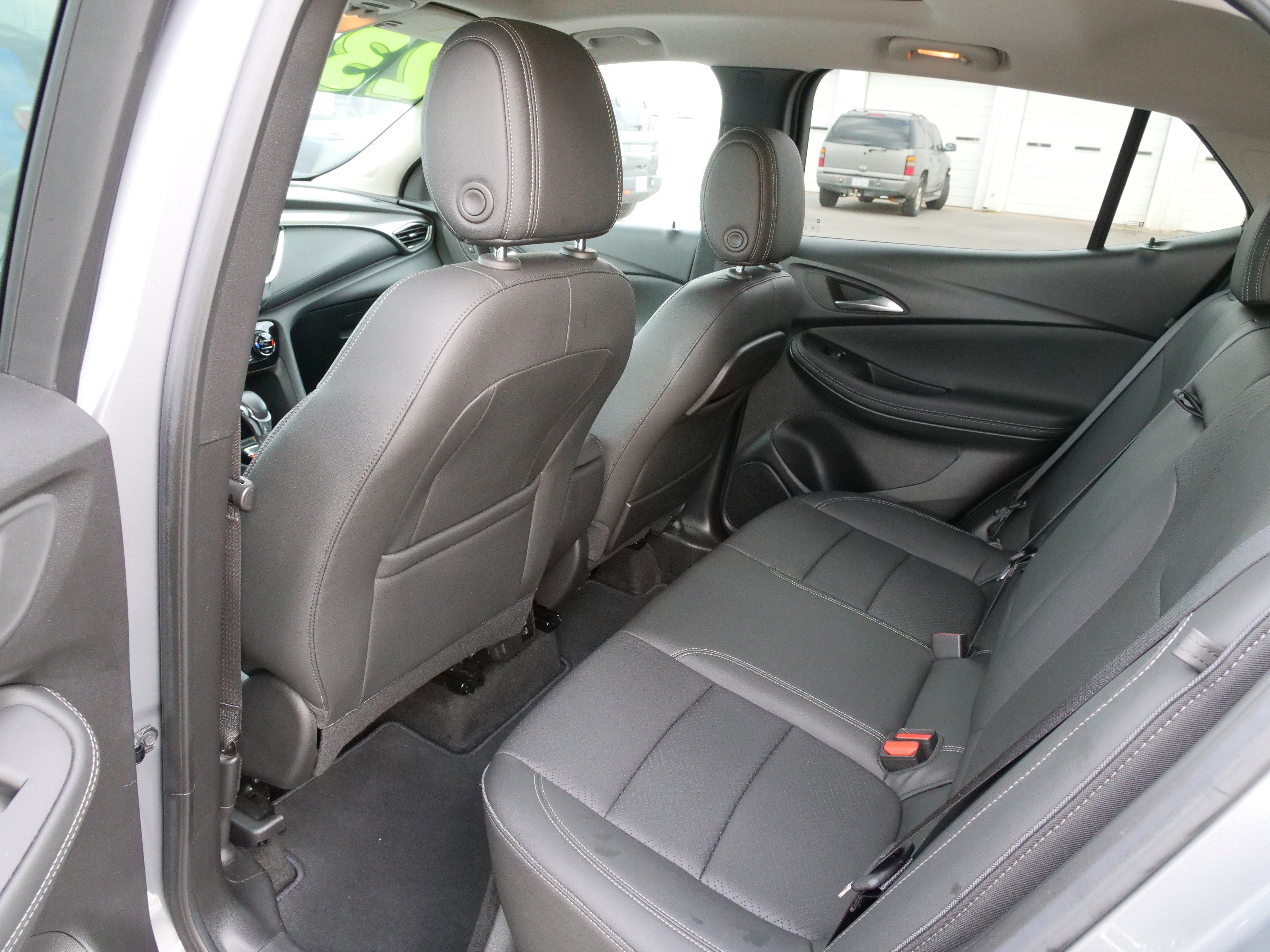 Used 2023 Buick Encore GX Essence w/ Experience Buick Package image 15