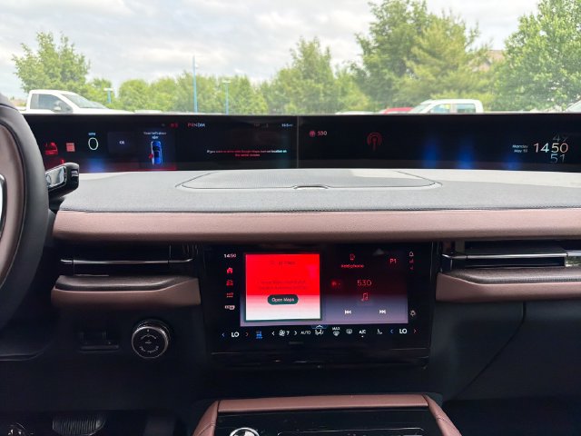 New 2026 Lincoln Navigator L Reserve AWD/4WD image 21