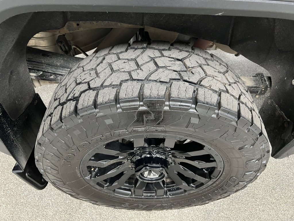 Used 2024 GMC Sierra 2500 AT4 w/ Technology Package image 20