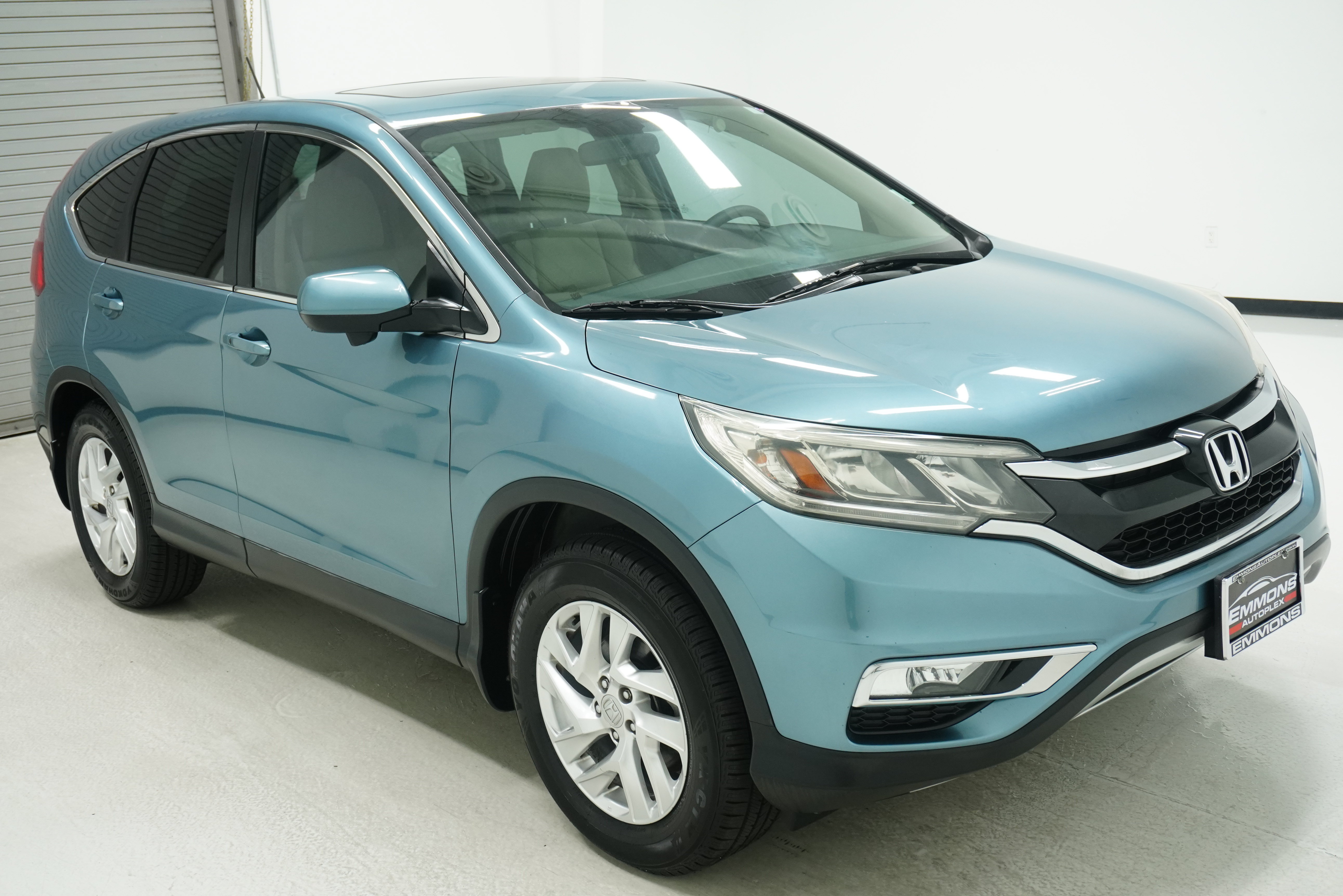 Used 2015 Honda CR-V EX image 3