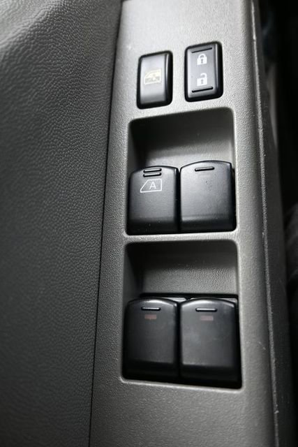 Used 2019 Nissan Frontier SV RWD image 25