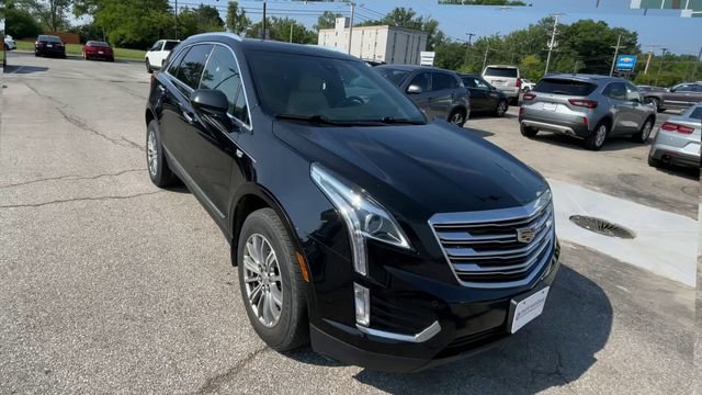 Used 2018 Cadillac XT5 Luxury w/ Driver Awareness Package FWD image 4