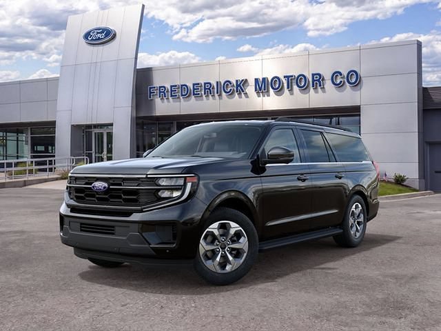 New 2027 Ford Expedition Max Active AWD/4WD image 2