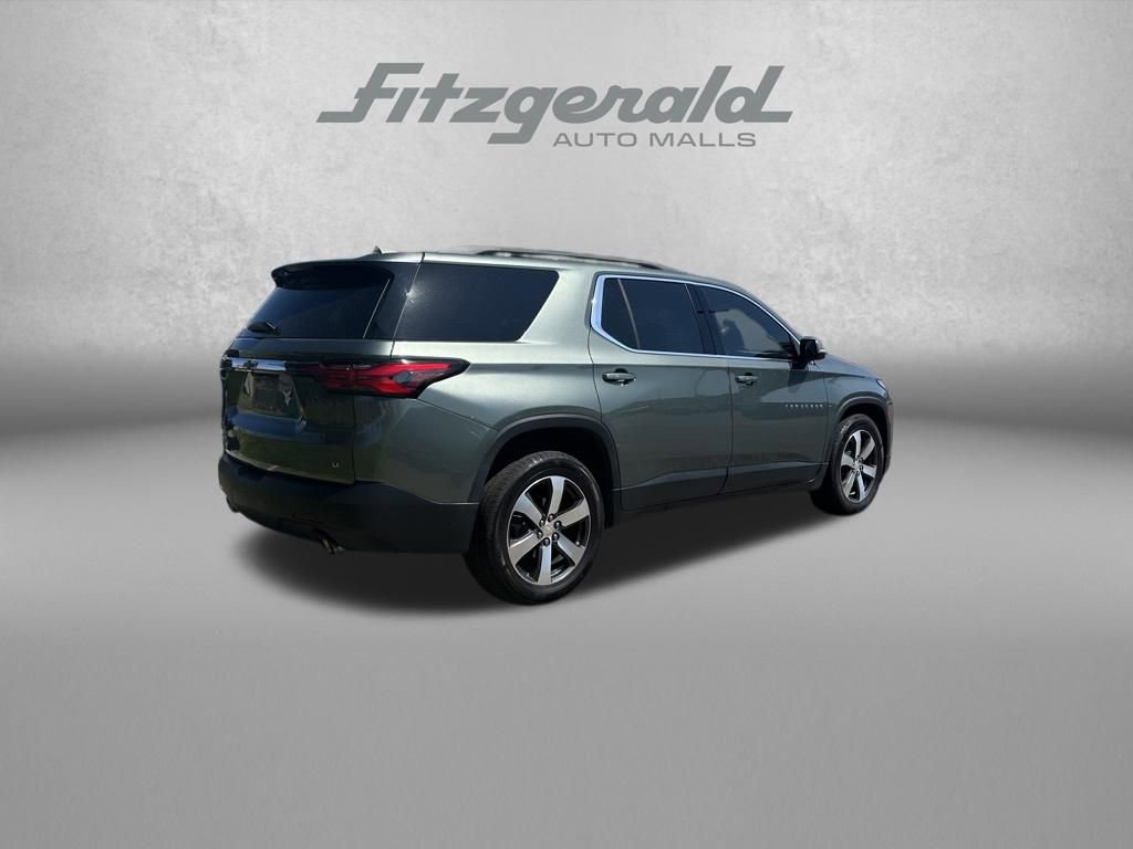 Certified 2022 Chevrolet Traverse LT w/ LT Premium Package AWD/4WD image 5