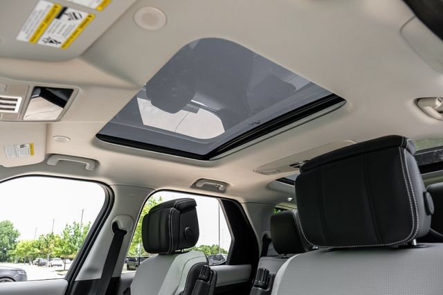 New 2026 Land Rover Discovery Dynamic SE AWD/4WD image 5