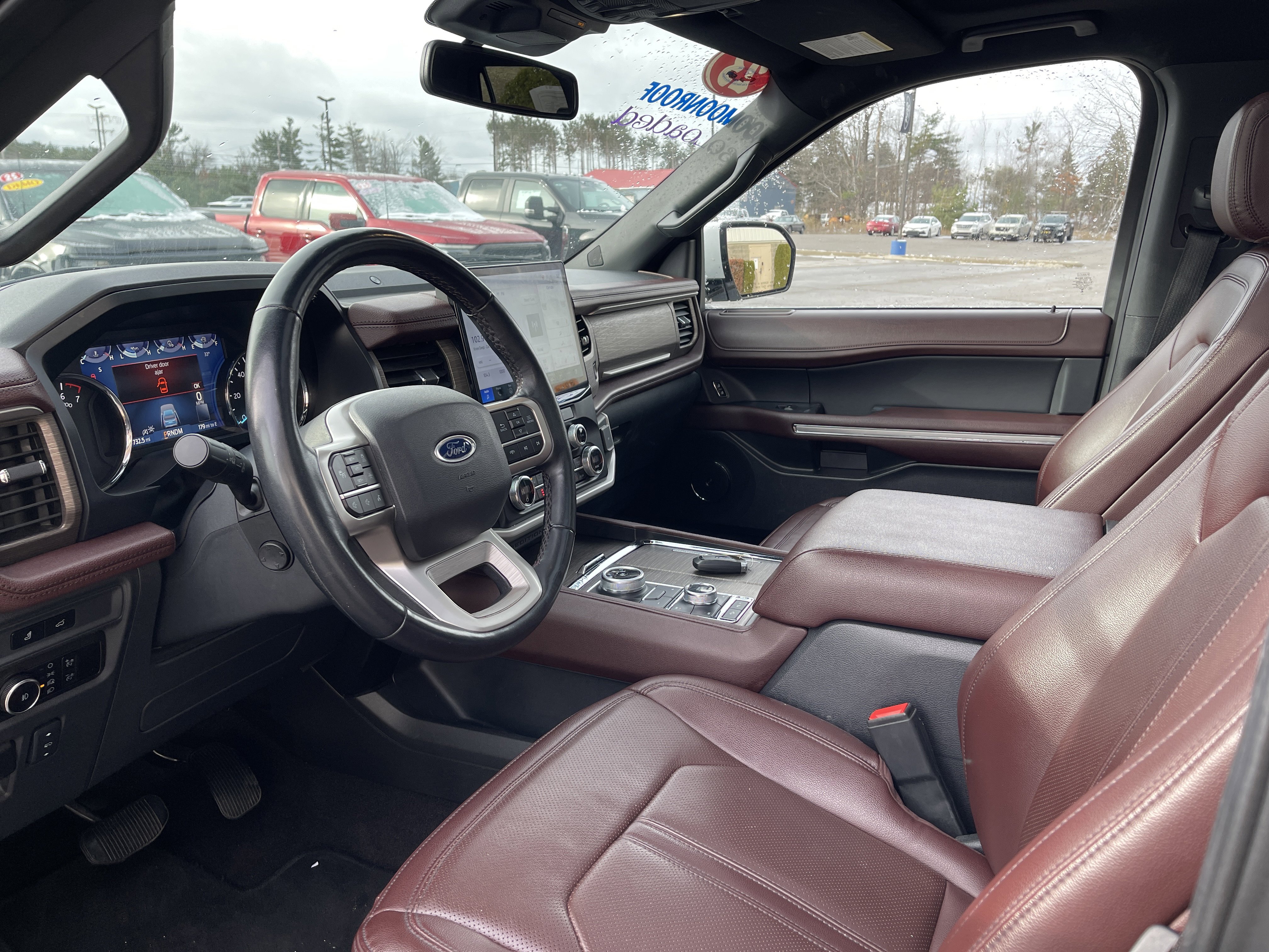 Used 2023 Ford Expedition Max Limited image 12