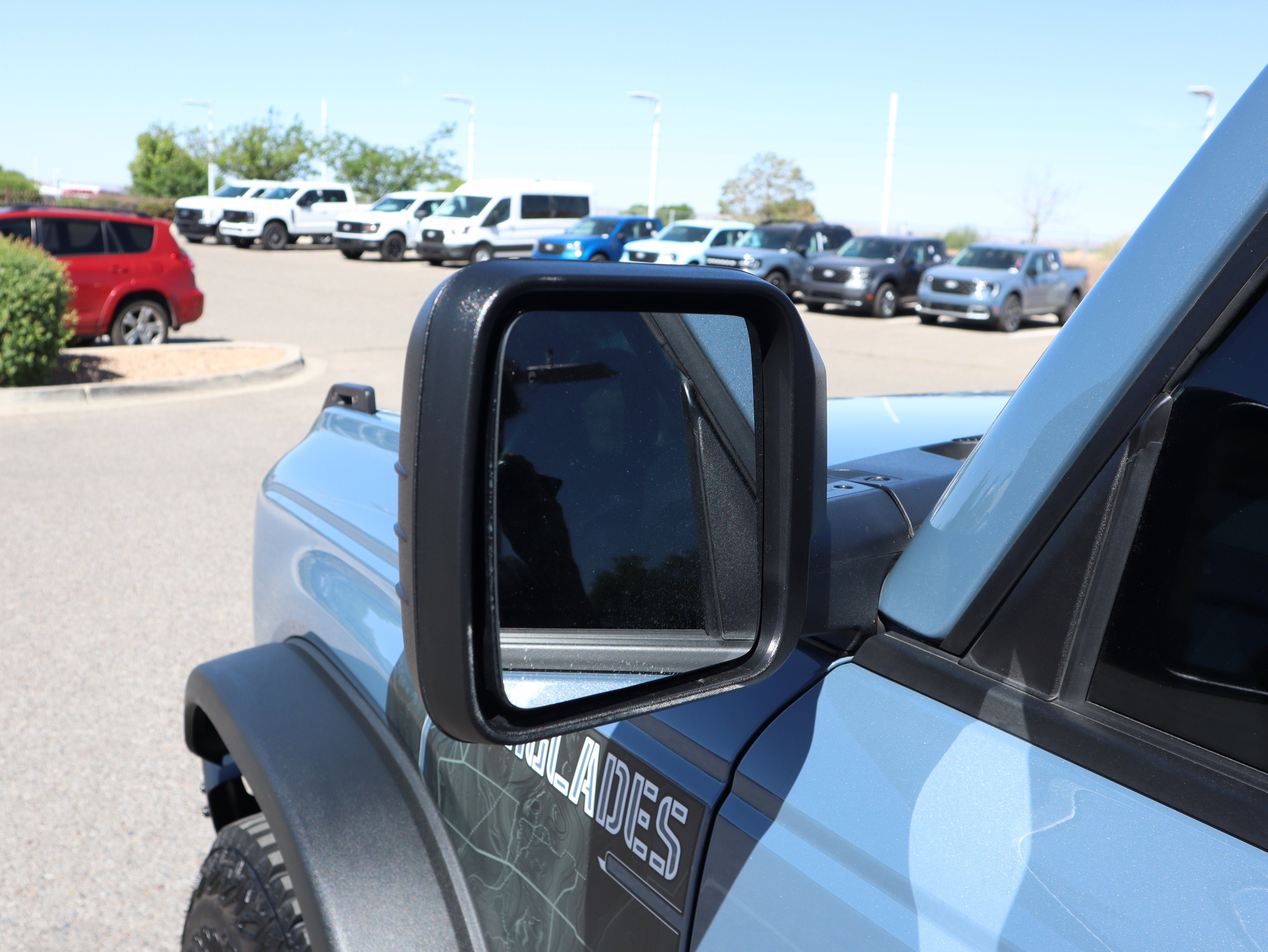 Used 2024 Ford Bronco Everglades AWD/4WD image 17
