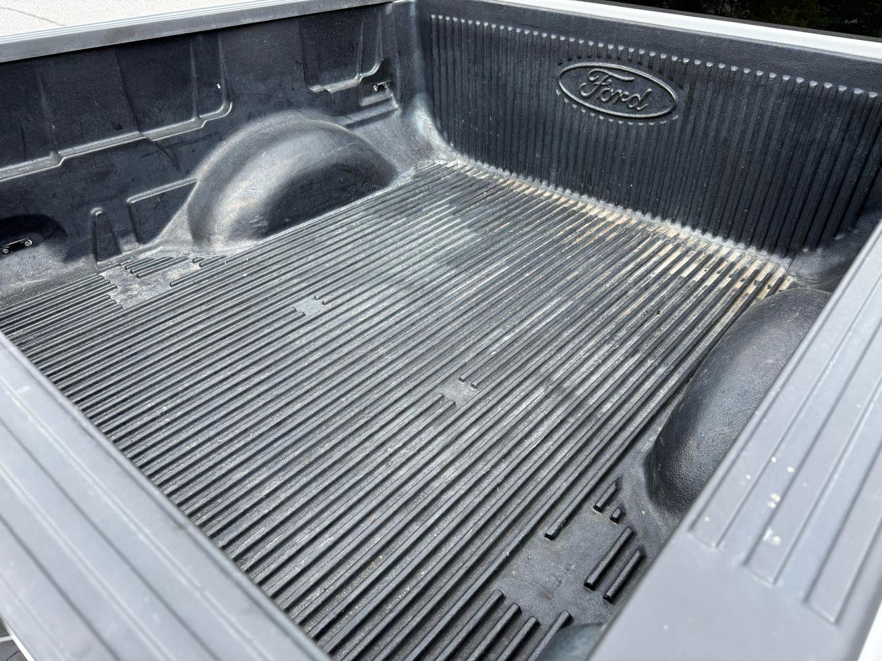 Used 2011 Ford F150 XLT w/ XLT Convenience Pkg image 4