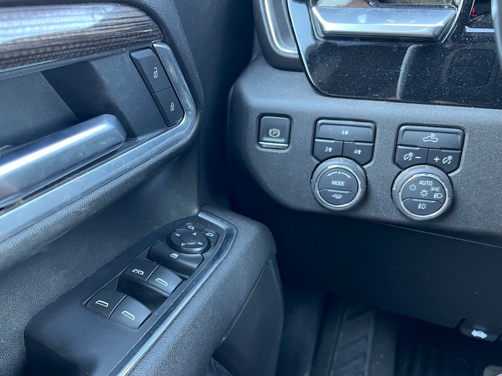 Used 2025 Chevrolet Silverado 2500 LT w/ Convenience Package AWD/4WD image 25