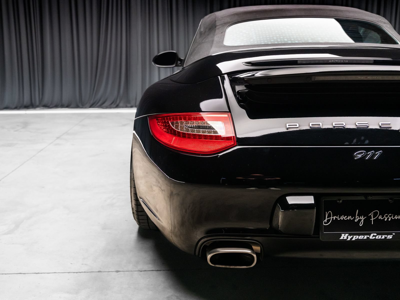 Used 2009 Porsche 911 Cabriolet image 39