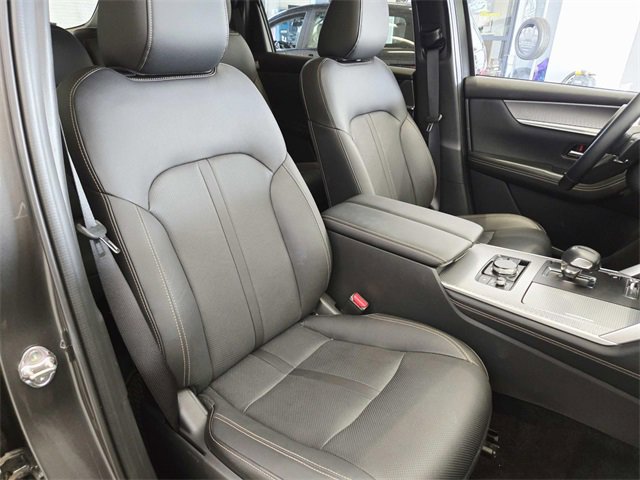 New 2025 MAZDA CX-90 Plug-In Hybrid w/ Preferred image 15