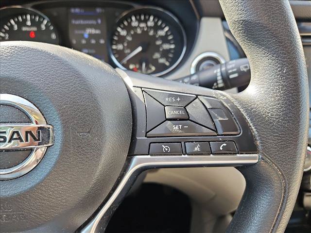 Used 2020 Nissan Rogue Sport SV FWD image 24