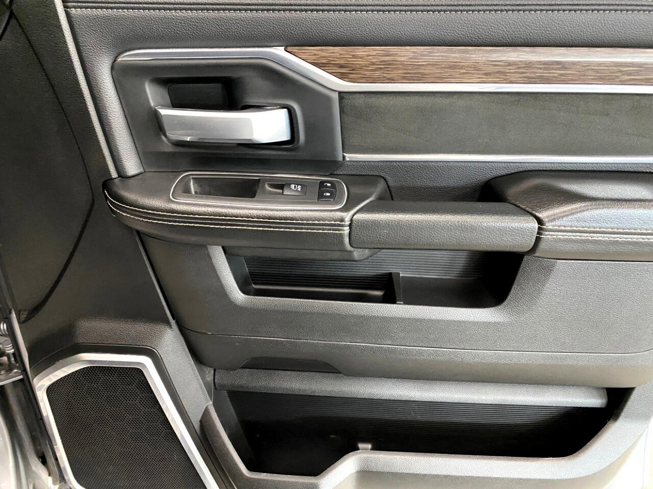 Used 2021 RAM 2500 Laramie image 22