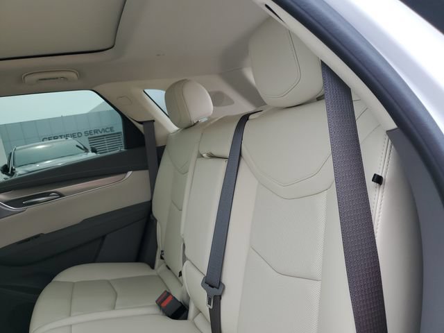 Certified 2024 Cadillac XT5 Premium Luxury w/ LPO, Floor Liner Package AWD/4WD image 29