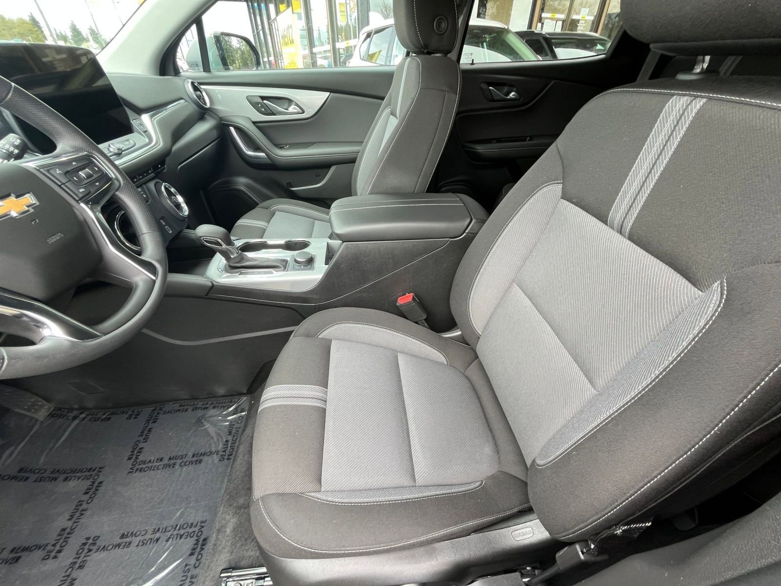 Used 2025 Chevrolet Blazer LT image 28