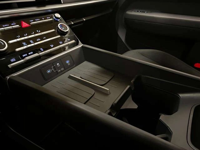 Used 2026 Hyundai Santa Fe SE FWD image 76