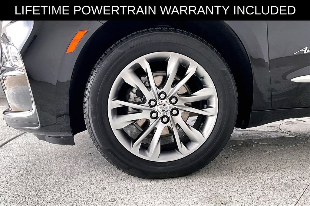 Used 2023 Buick Enclave Avenir w/ Avenir Technology Package AWD/4WD image 12