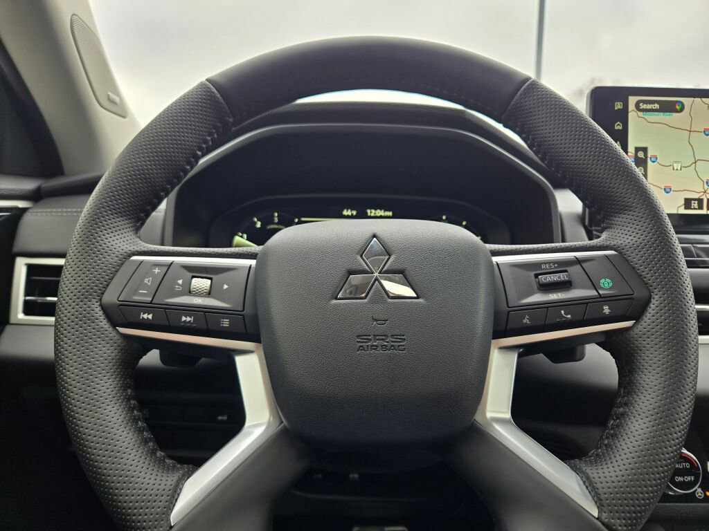 New 2026 Mitsubishi Outlander SEL AWD/4WD image 33
