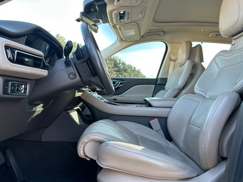 Used 2021 Lincoln Aviator Reserve w/ Equipment Group 202A image 15