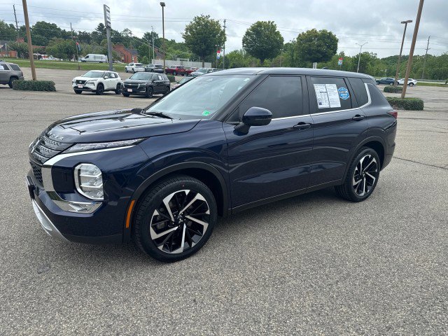 Used 2022 Mitsubishi Outlander SE