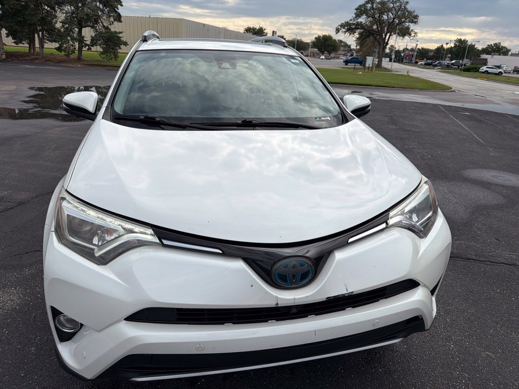Used 2016 Toyota RAV4 Limited w/ Advanced Technology Package AWD/4WD image 3