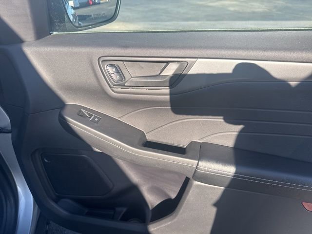 Used 2023 Ford Escape Active w/ Cold Weather Package image 16