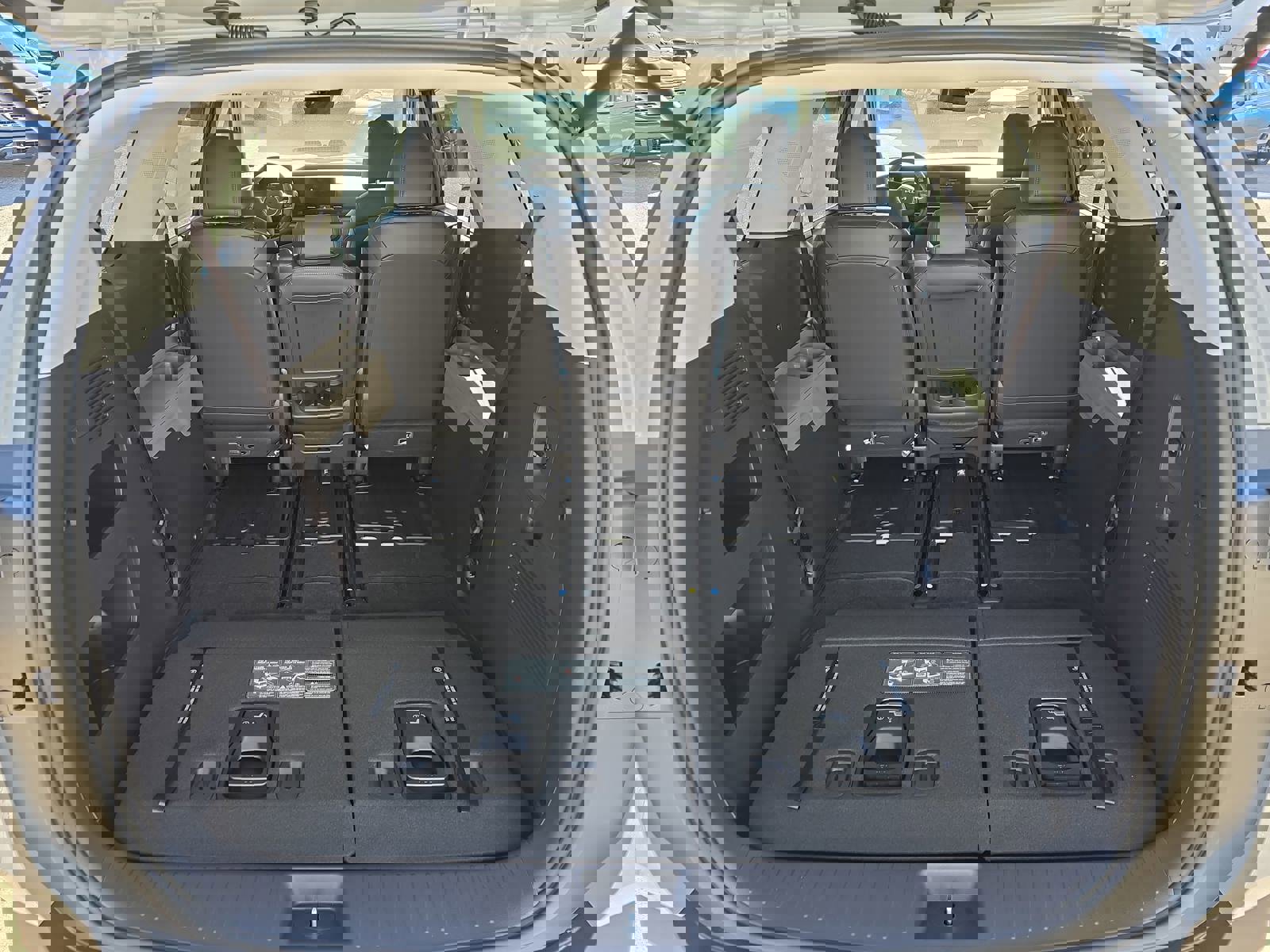 New 2026 Kia Carnival EX image 14