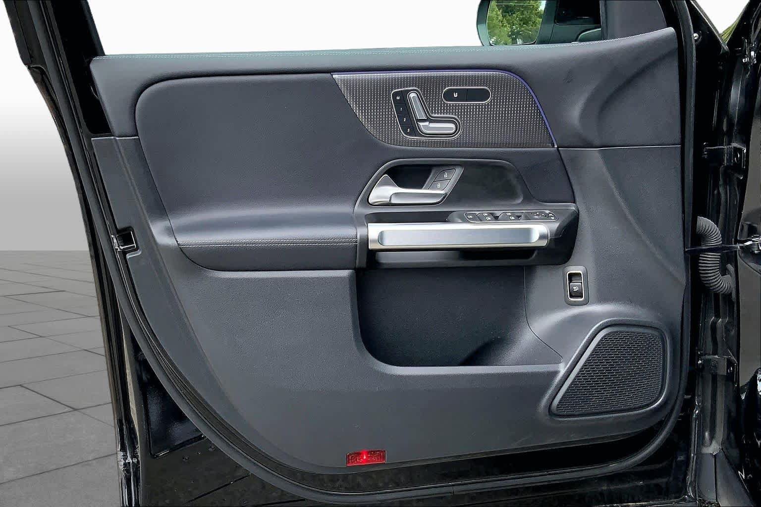 Certified 2021 Mercedes-Benz GLB 250 4MATIC image 22