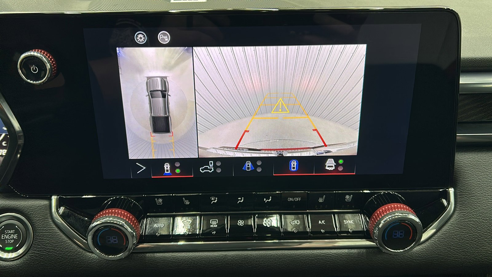 Used 2024 GMC Canyon AT4X image 23