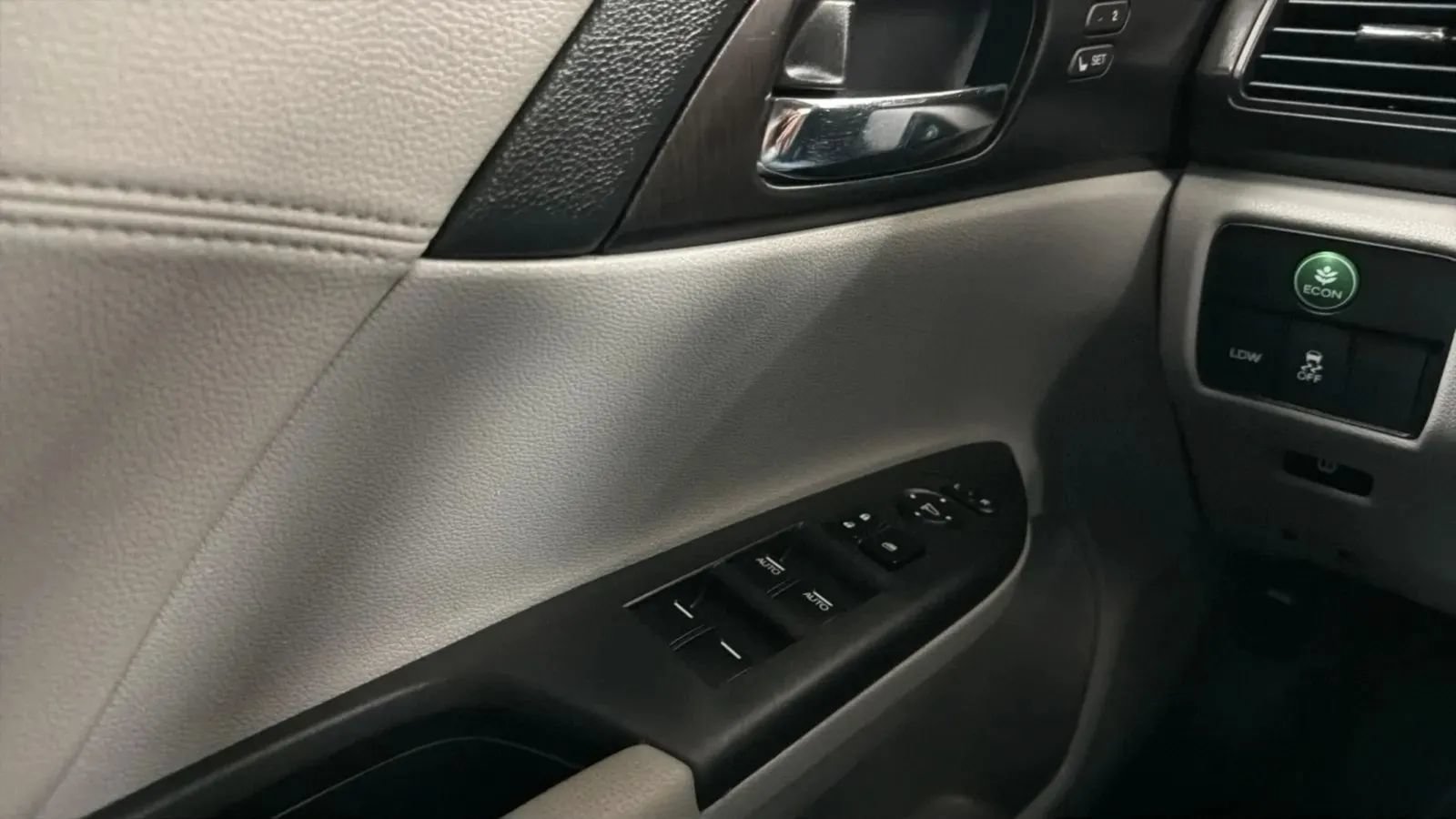 Used 2013 Honda Accord EX-L image 15