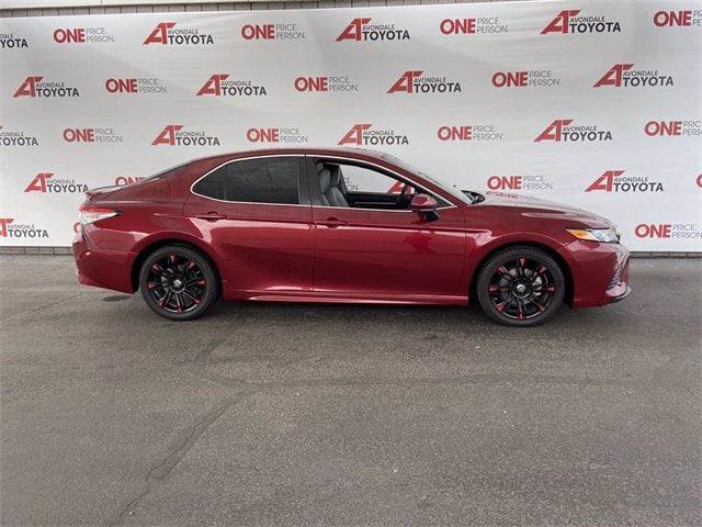 Certified 2018 Toyota Camry SE FWD image 2