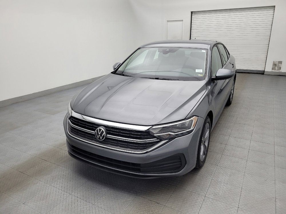 Used 2024 Volkswagen Jetta SE image 15