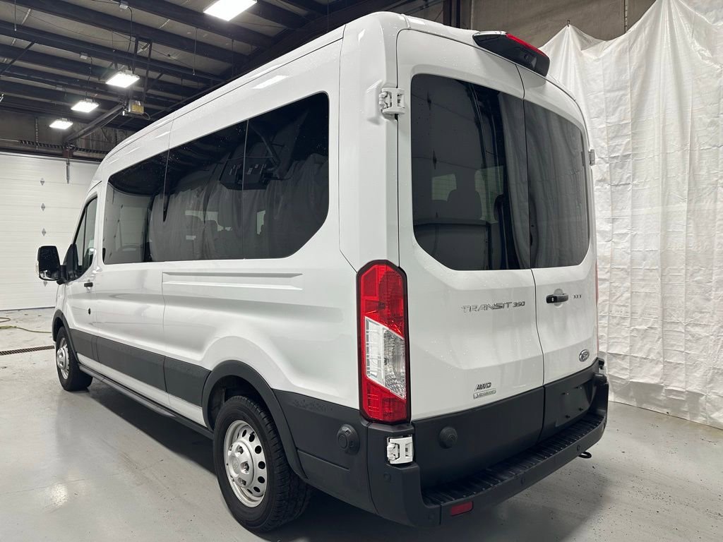 Used 2024 Ford Transit 350 XLT image 5