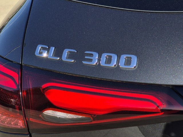 Certified 2026 Mercedes-Benz GLC 300 image 11