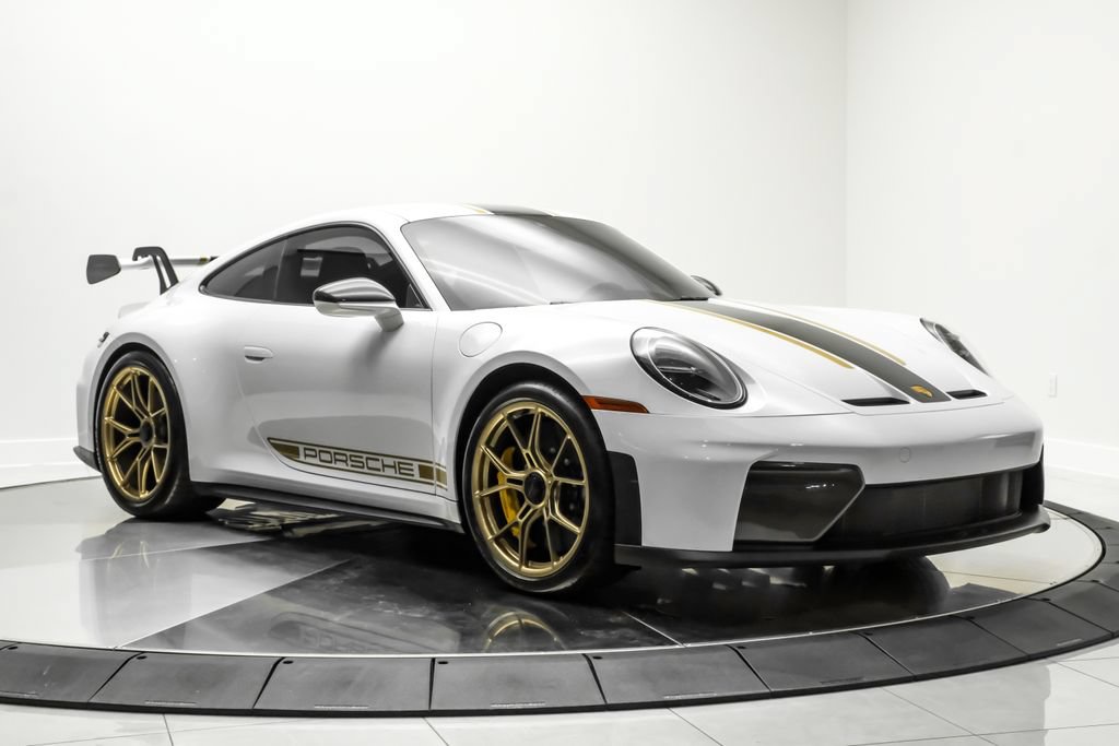 Used 2026 Porsche 911 GT3 w/ Weissach Package RWD image 3