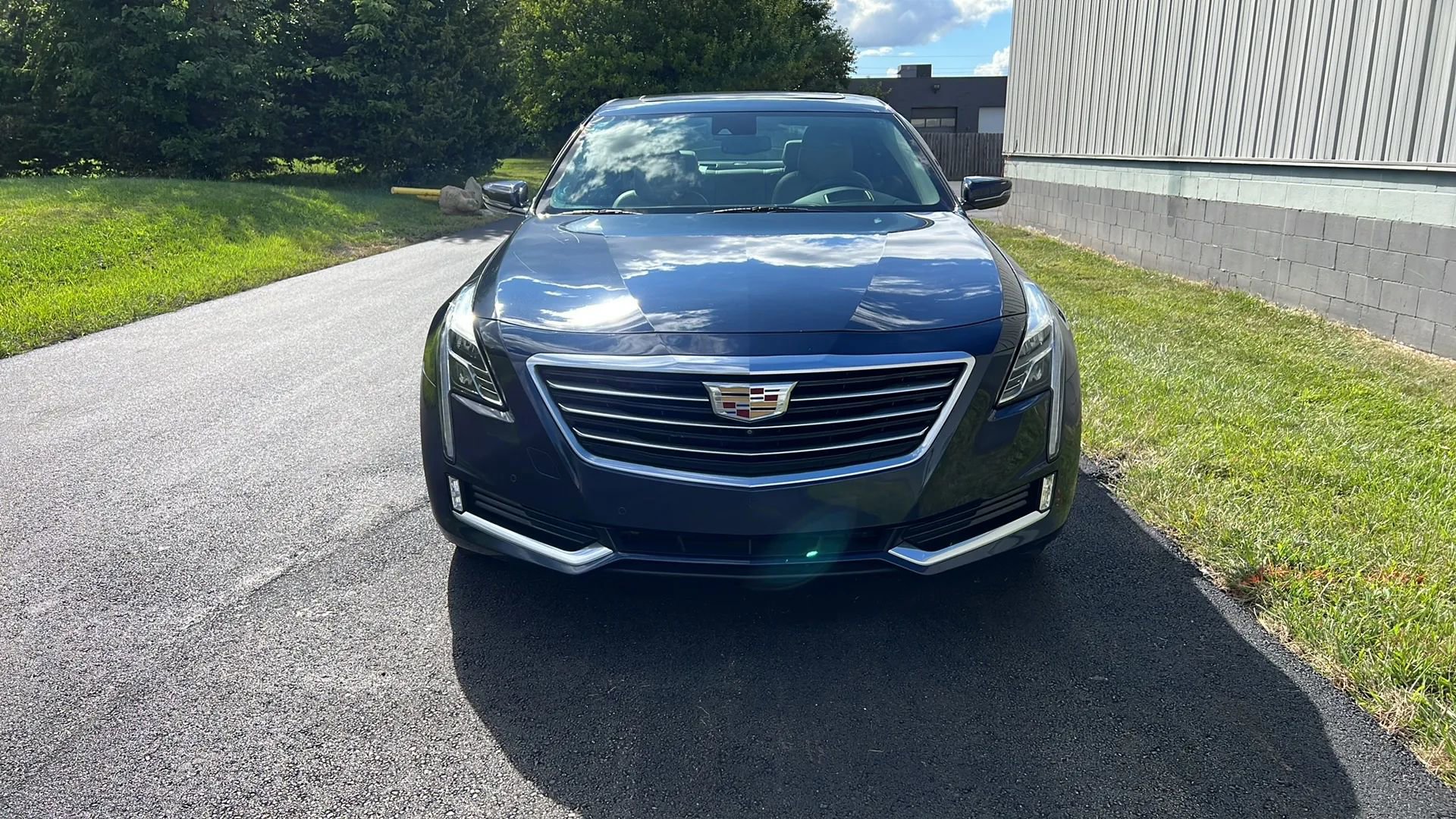 Used 2017 Cadillac CT6 Premium Luxury w/ Comfort Package image 2