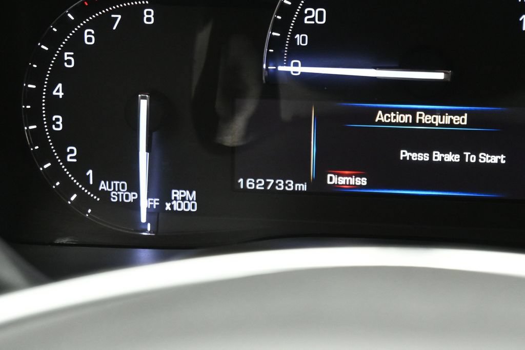 Used 2017 Cadillac XT5 Luxury w/ Driver Awareness Package FWD image 18