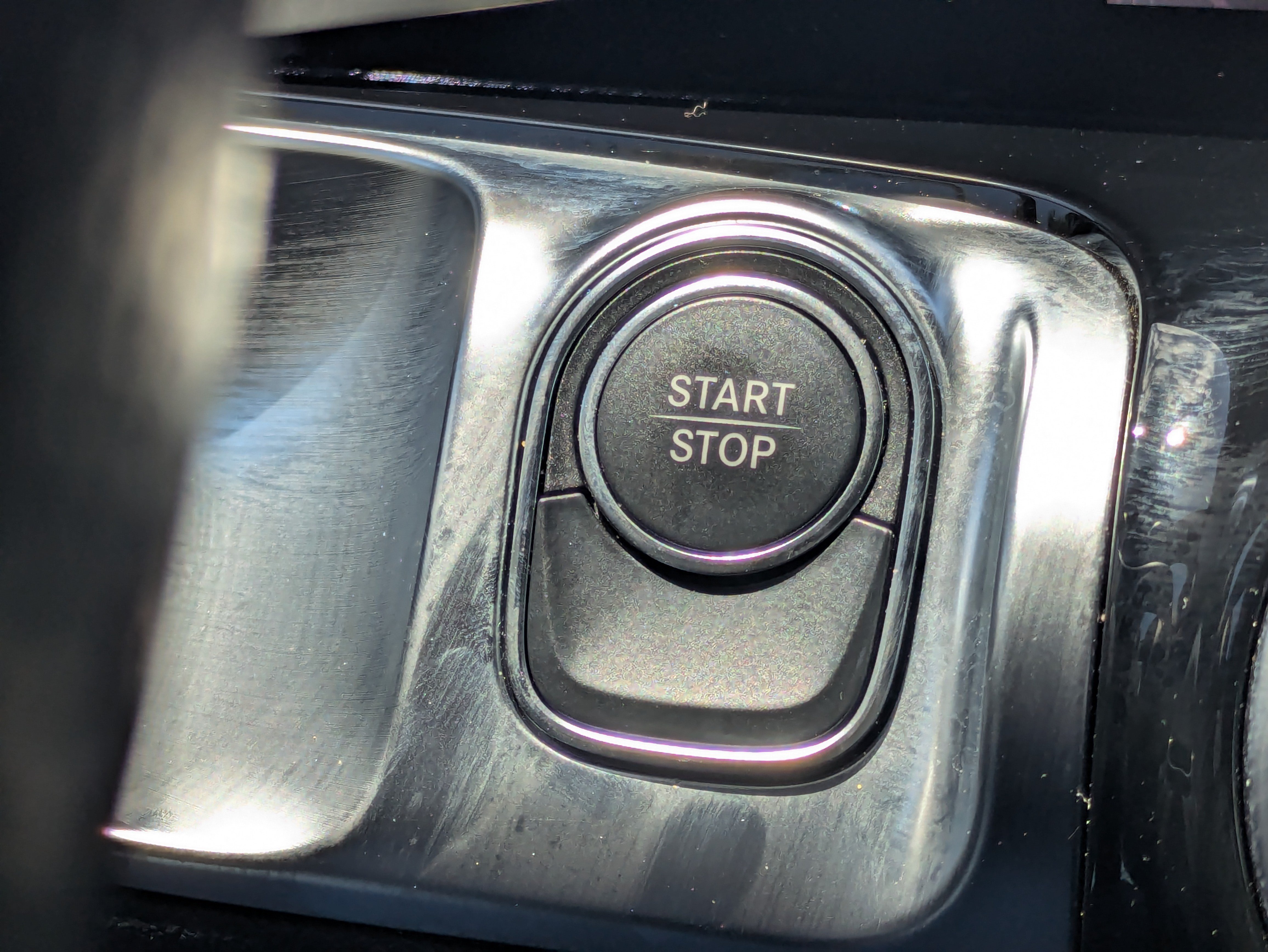 Used 2023 Mercedes-Benz EQB 300 4MATIC image 27