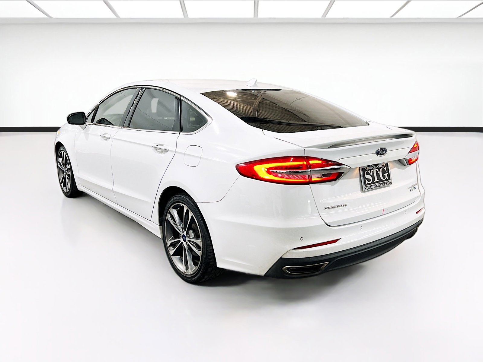 Used 2019 Ford Fusion Titanium AWD/4WD image 6