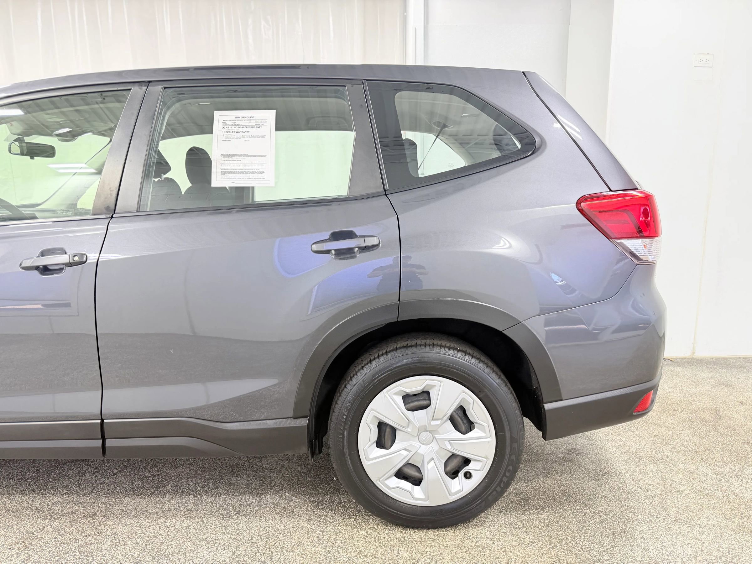 Used 2020 Subaru Forester AWD/4WD image 5