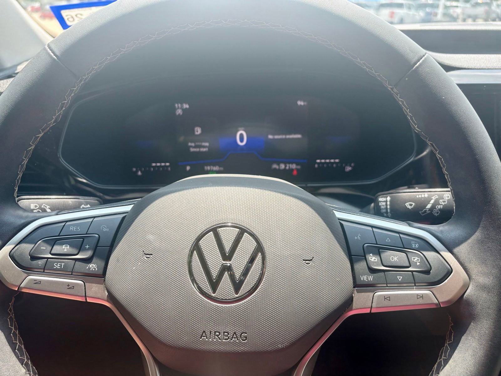 Used 2024 Volkswagen Taos S w/ MDO Package FWD image 16
