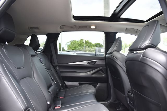 Certified 2026 INFINITI QX60 Pure w/ Cargo Package FWD image 28